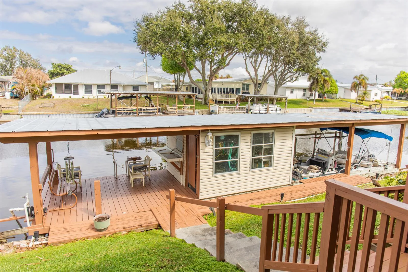 2423 SE 34th Lane, Okeechobee, FL 34974 photo 2