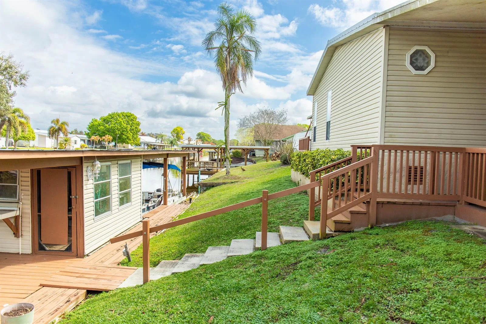 2423 SE 34th Lane, Okeechobee, FL 34974 photo 3