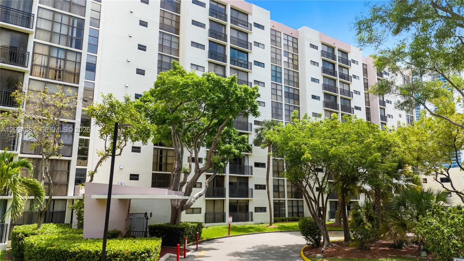 17021 N Bay Rd # 429, Sunny Isles Beach, FL 33160