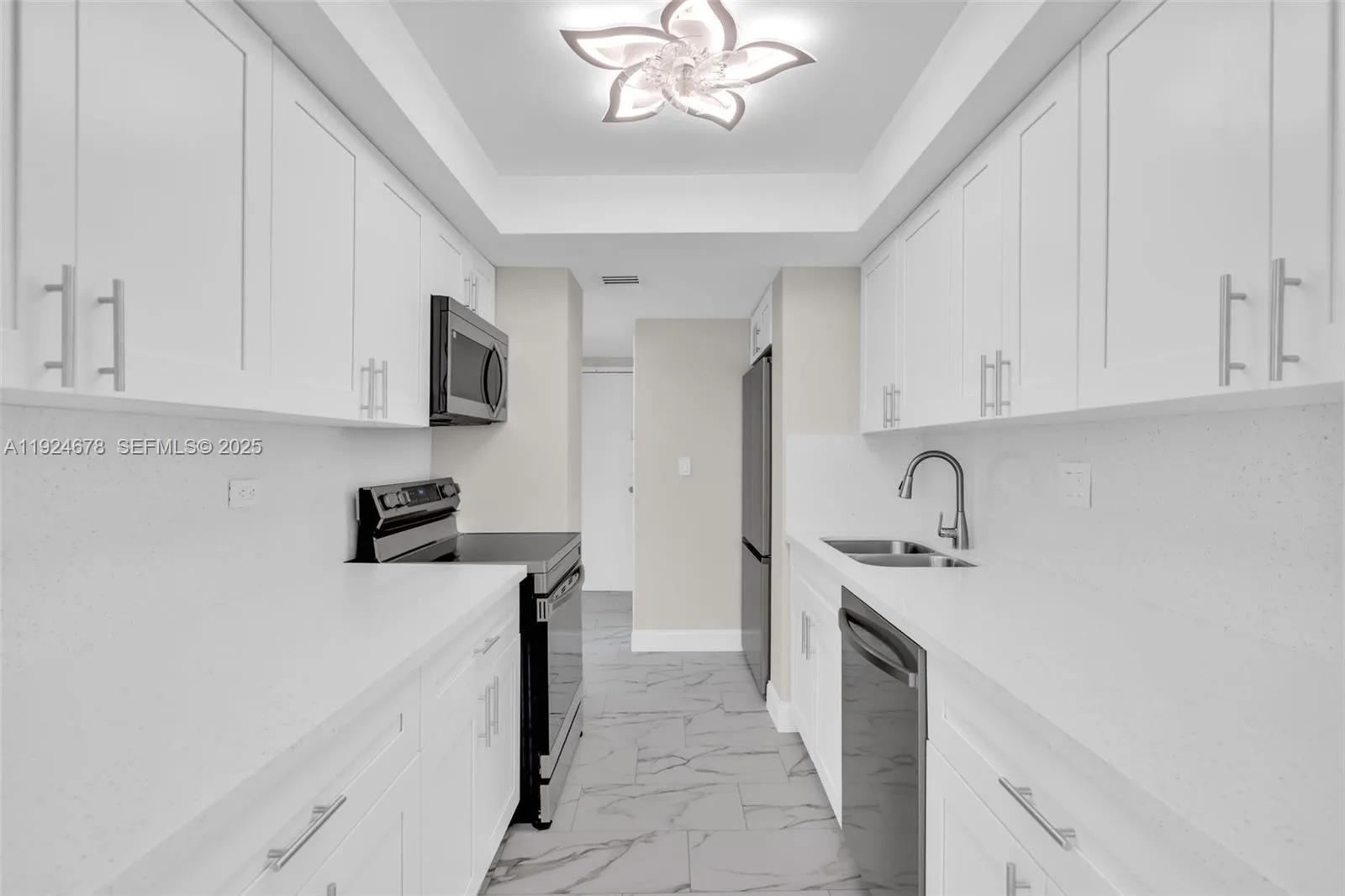 251 174th St # 1415, Sunny Isles Beach, FL 33160 photo 6