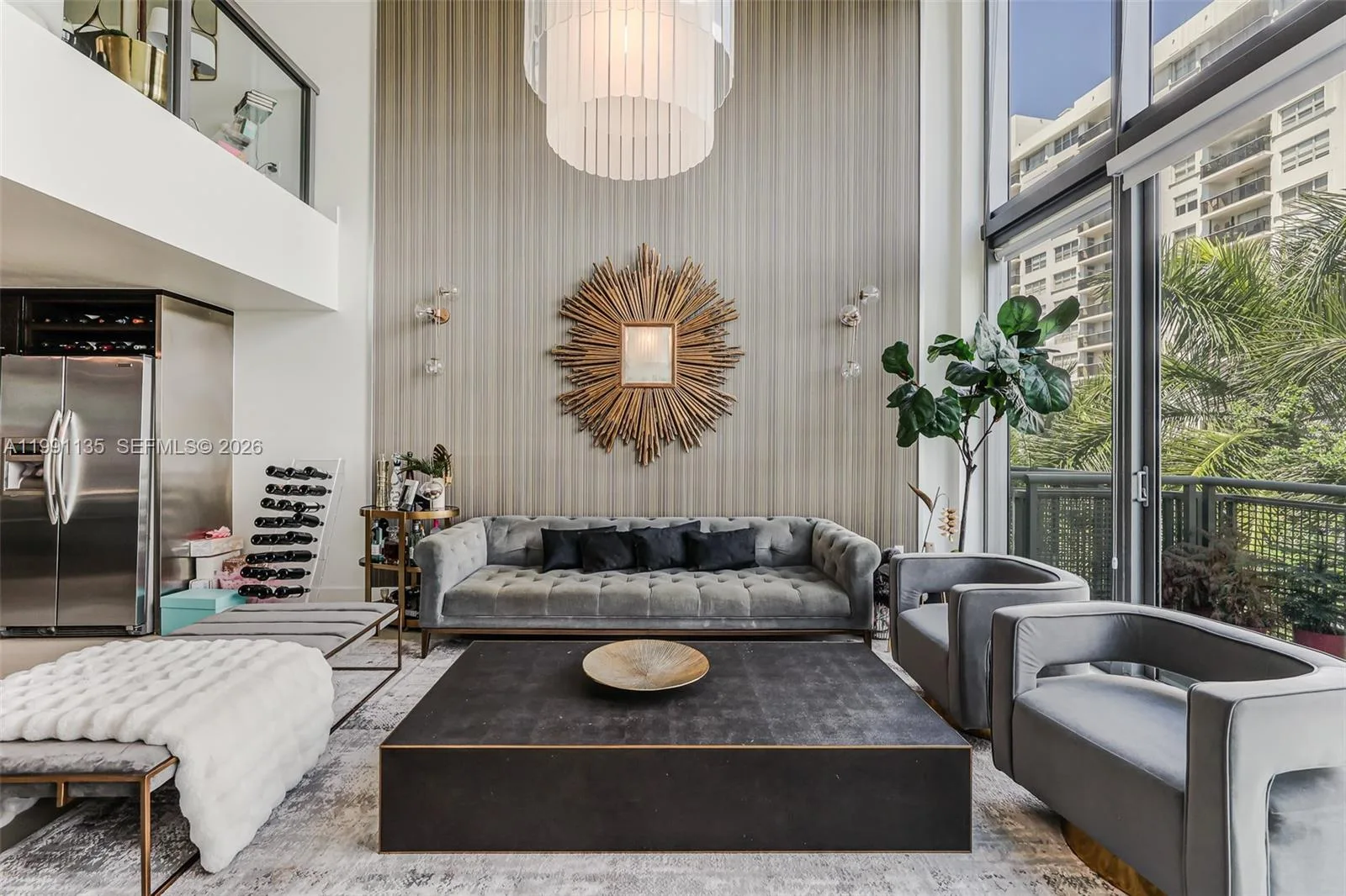 6000 Collins Ave # 523, Miami Beach, FL 33140