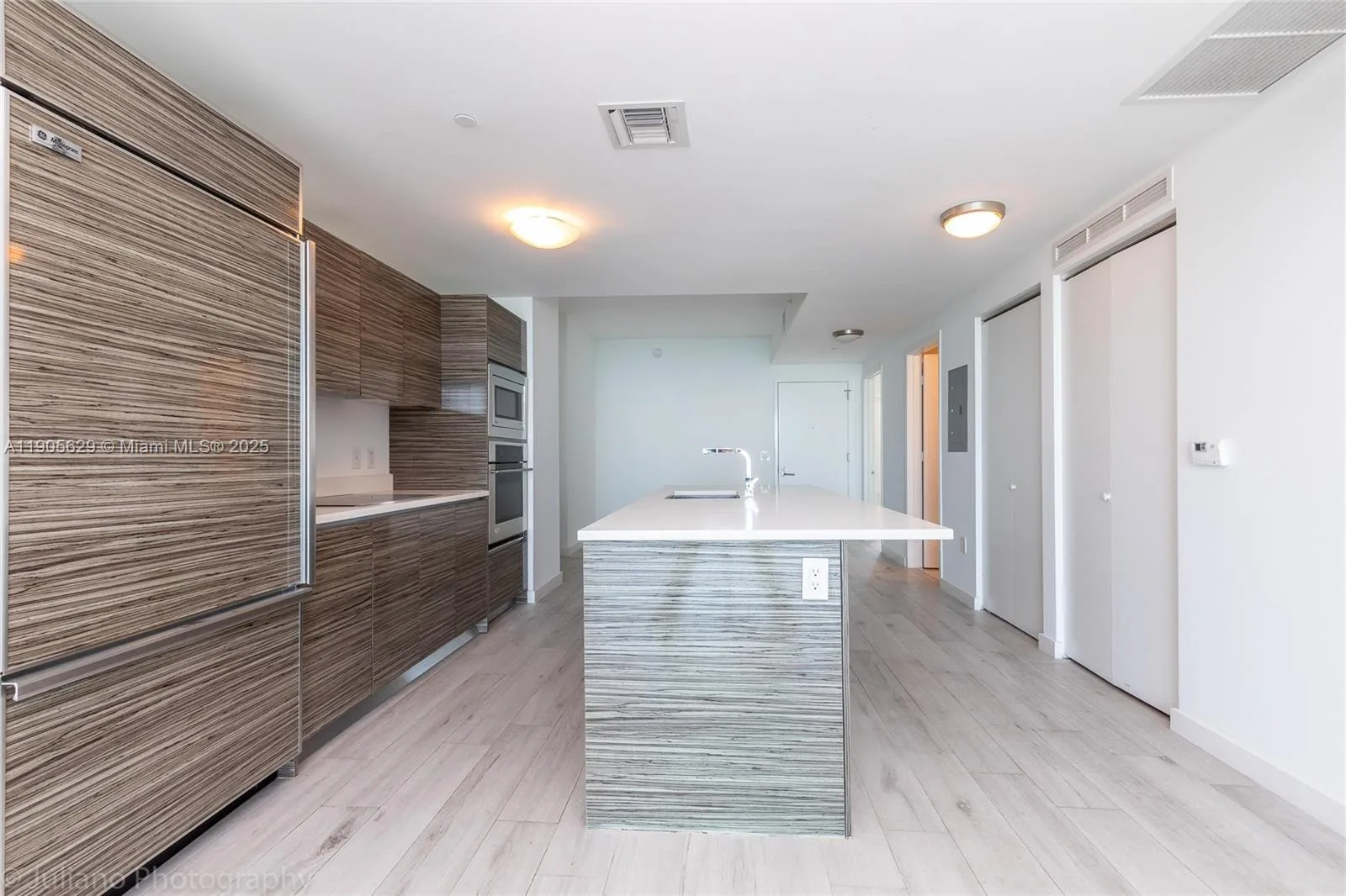 460 NE 28th St # 1905, Miami, FL 33137 photo 5
