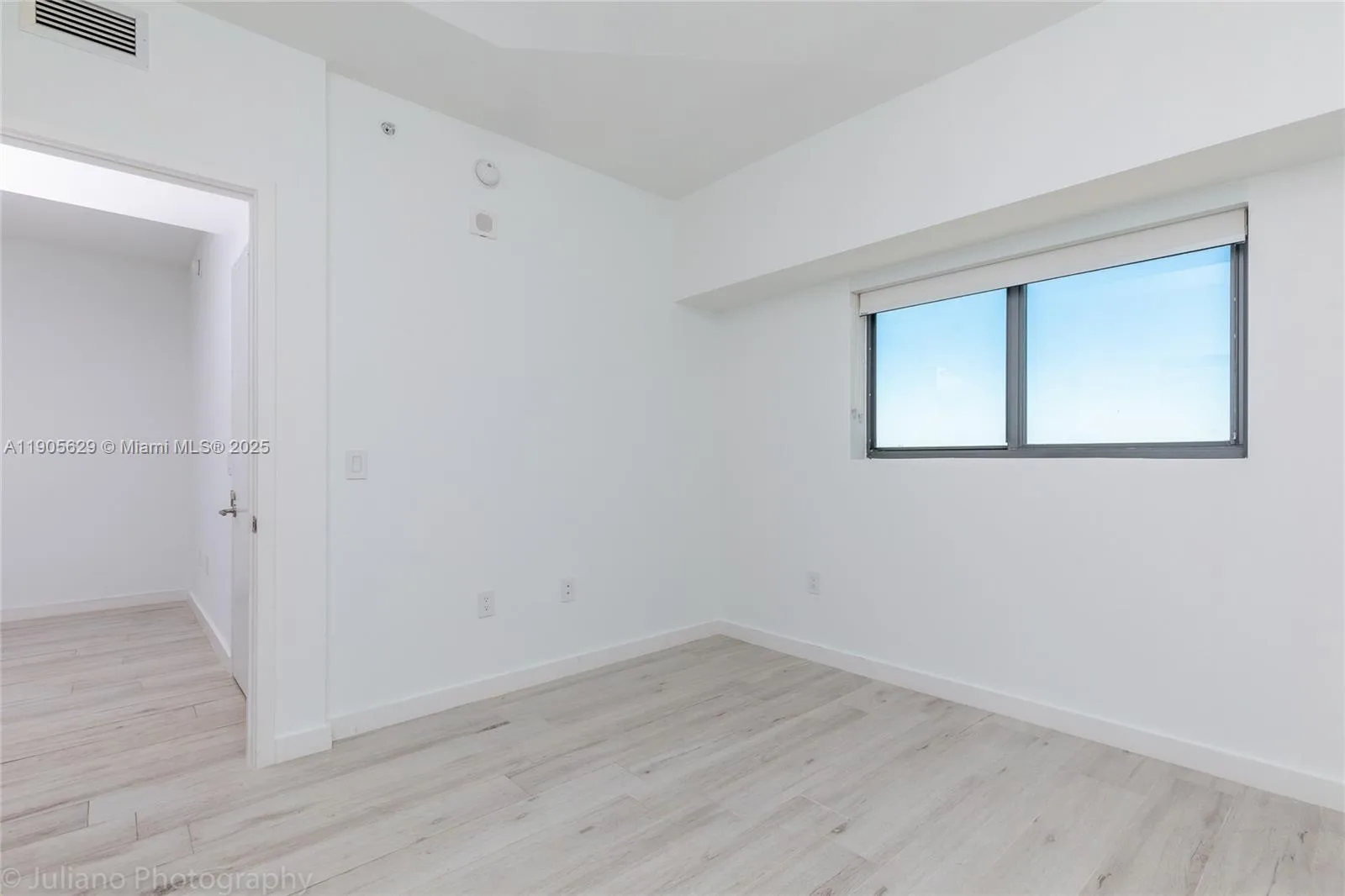 460 NE 28th St # 1905, Miami, FL 33137 photo 8