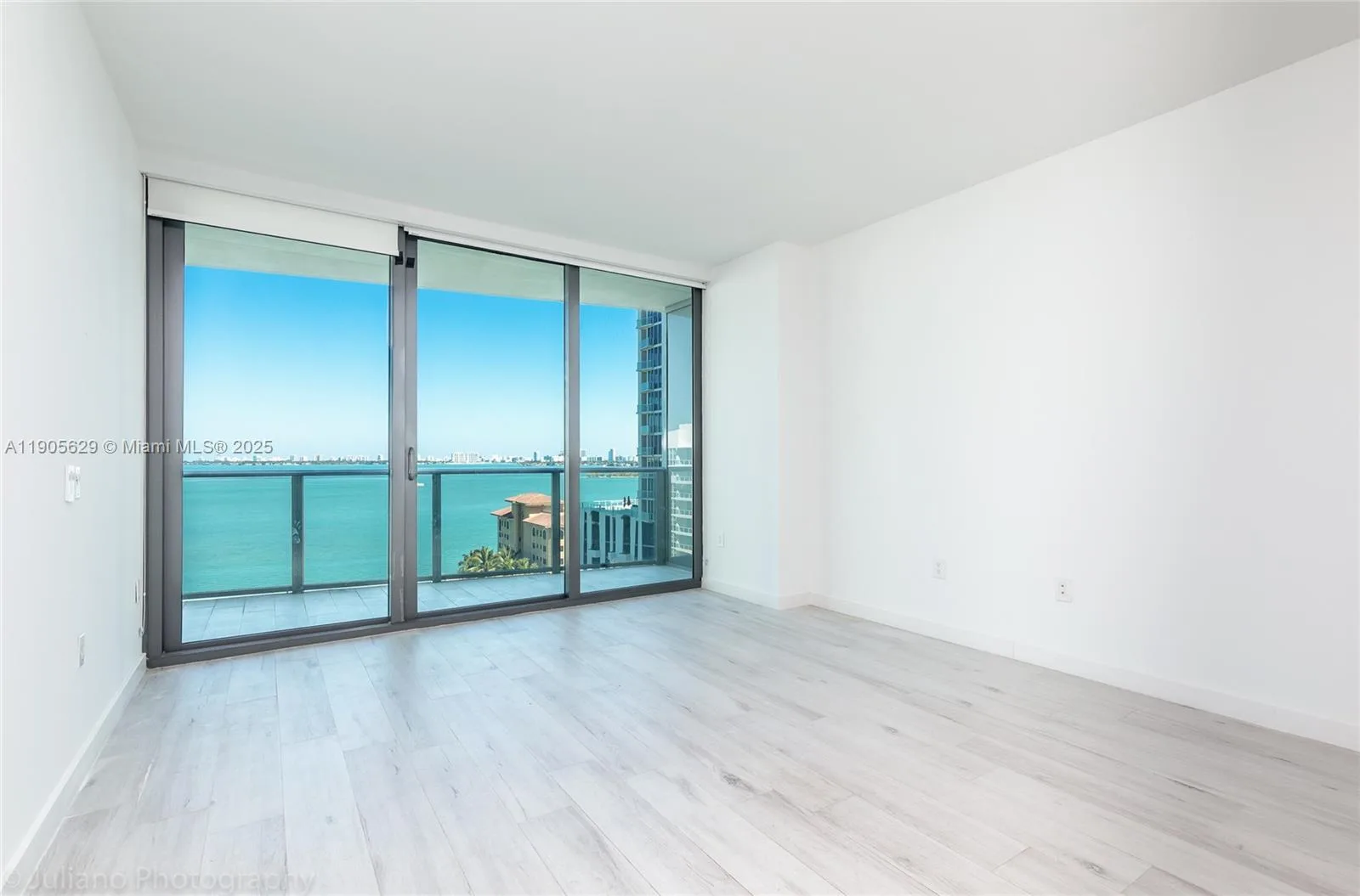 460 NE 28th St # 1905, Miami, FL 33137 photo 9