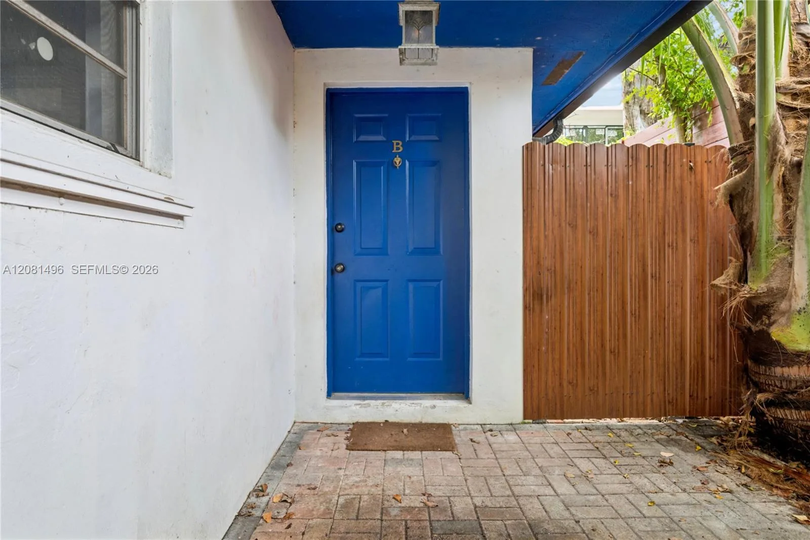 2928 Louise St # B, Miami, FL 33133