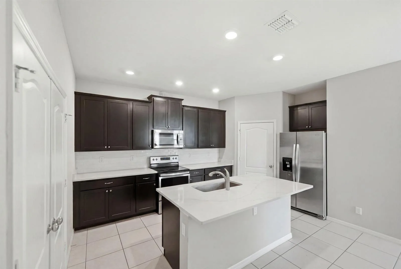 5102 Joyous Place, Fort Pierce, FL 34947 photo 8