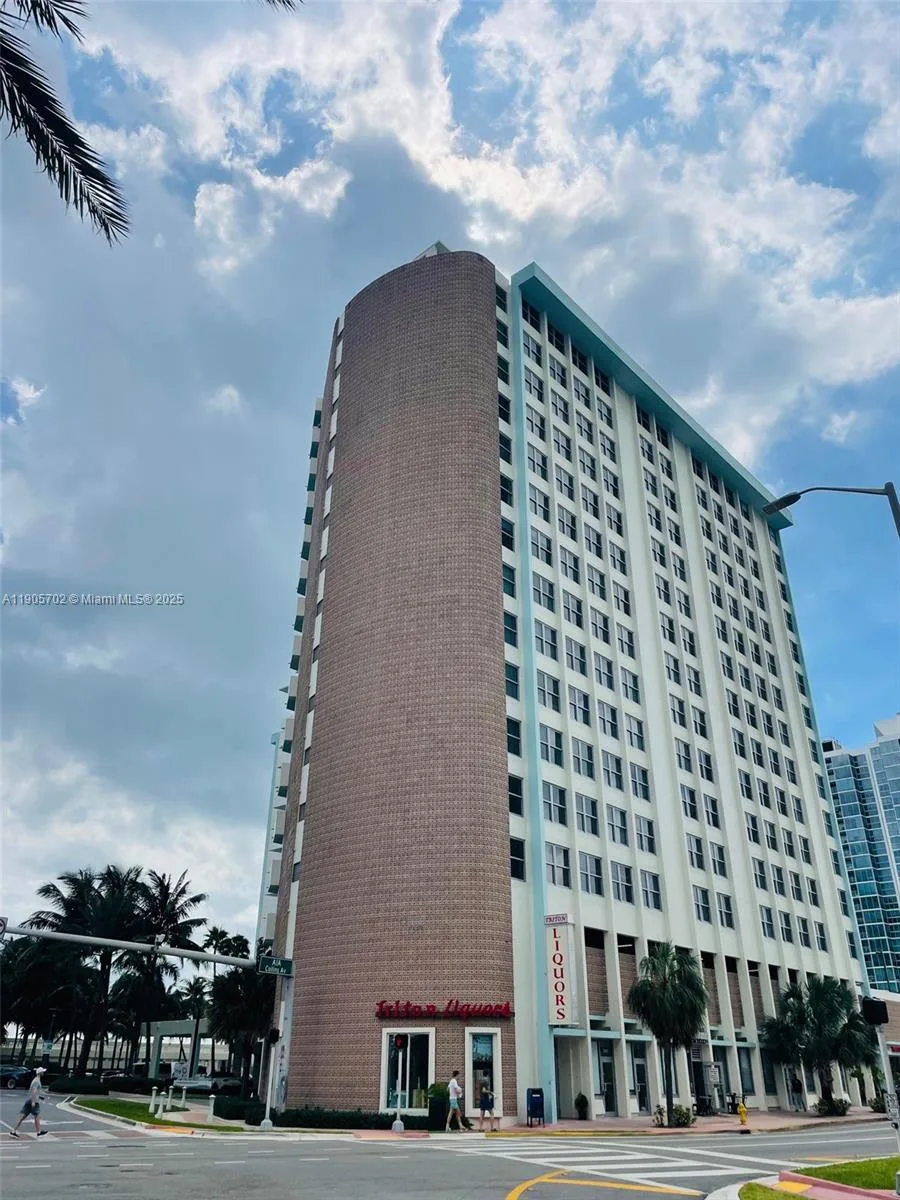 2899 Collins Ave # 648, Miami Beach, FL 33140