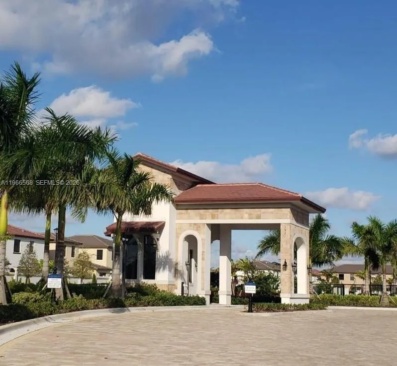 3350 W 112th St, Hialeah, FL 33018 photo 2