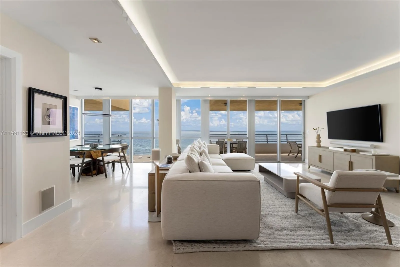 101 Ocean Dr # 907, Miami Beach, FL 33139 photo 3