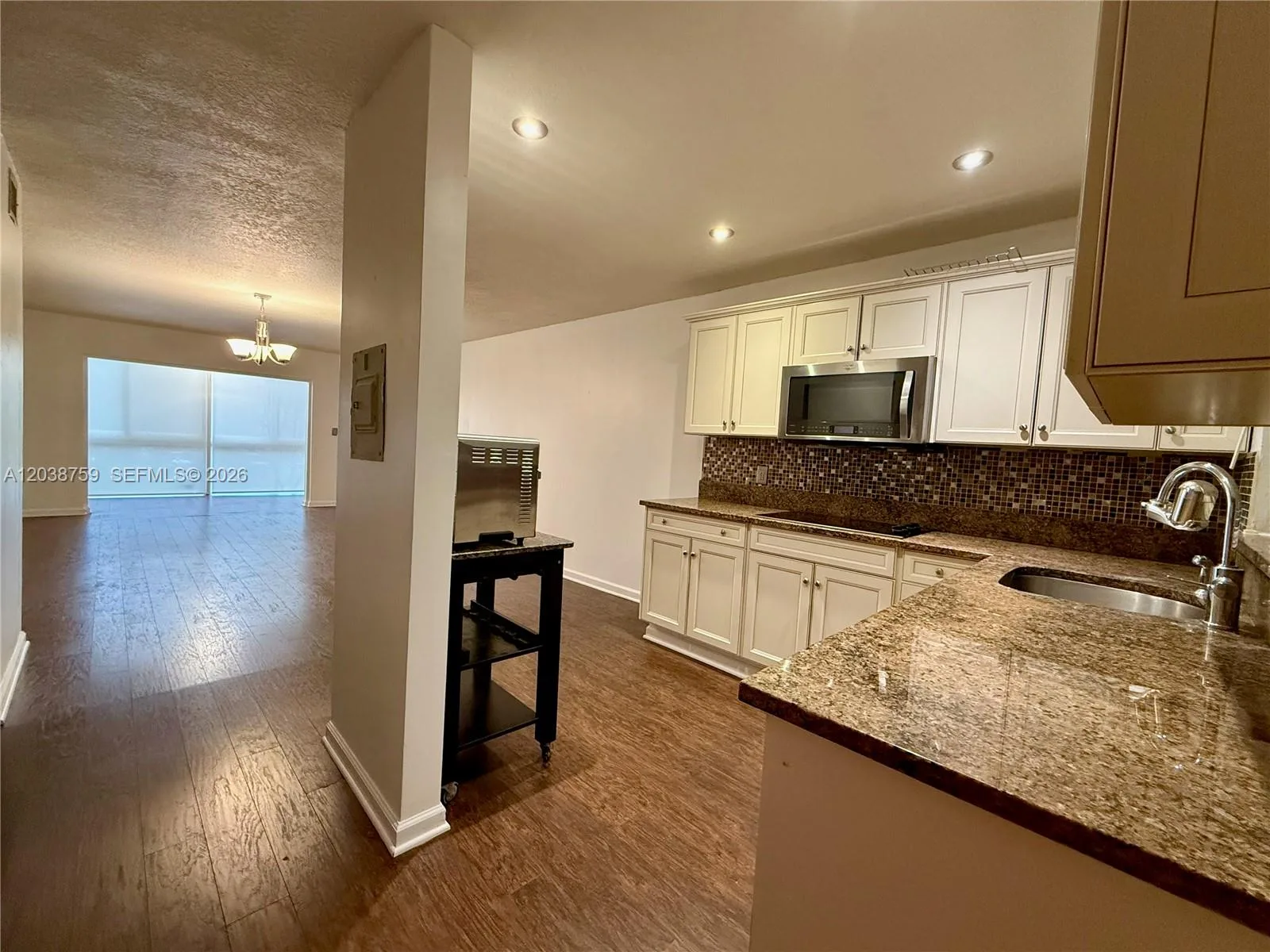 3048 E Sunrise Lakes Dr # 217, Sunrise, FL 33322