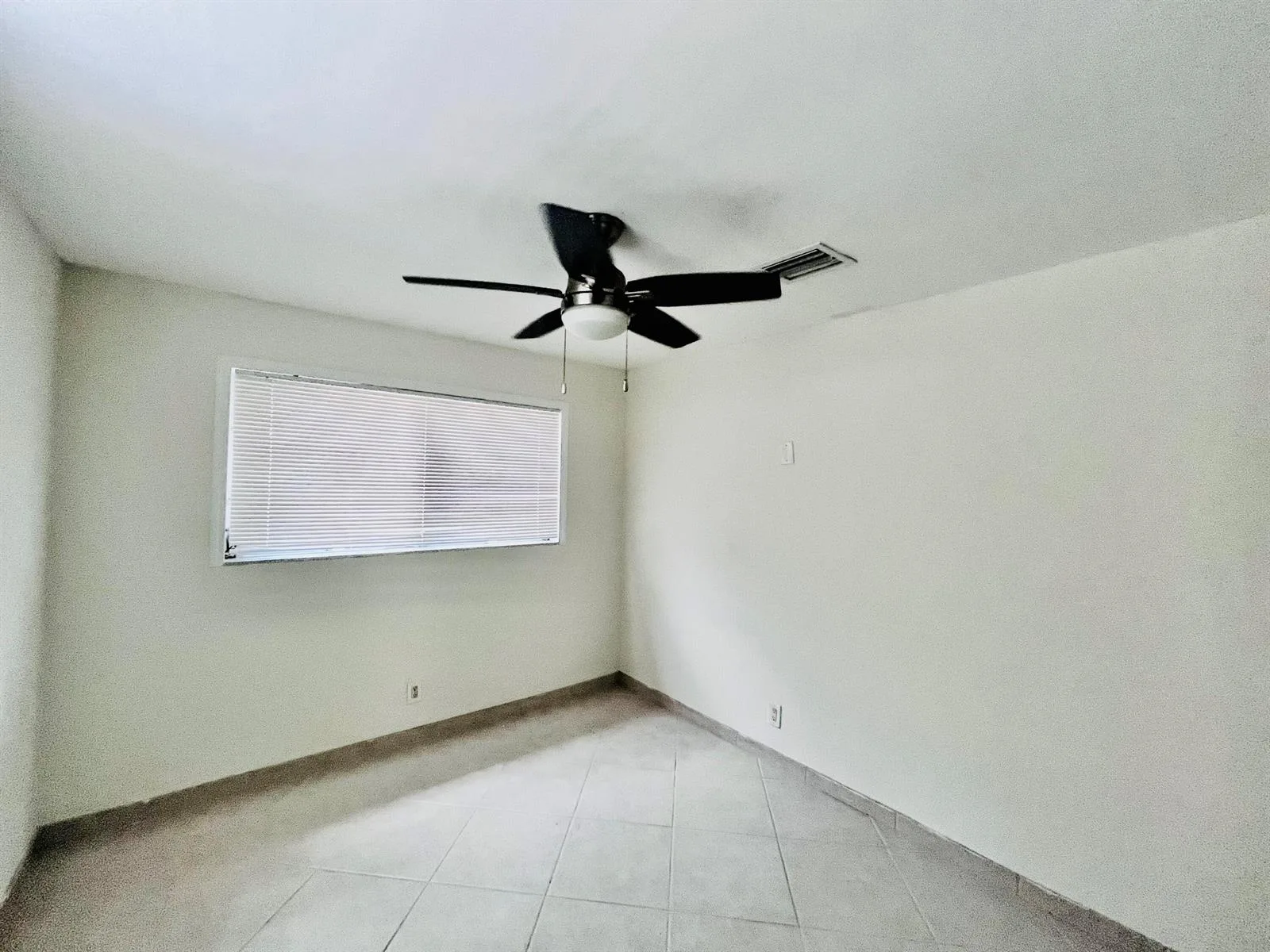 924 Johnson Street, Hollywood, FL 33019 photo 6