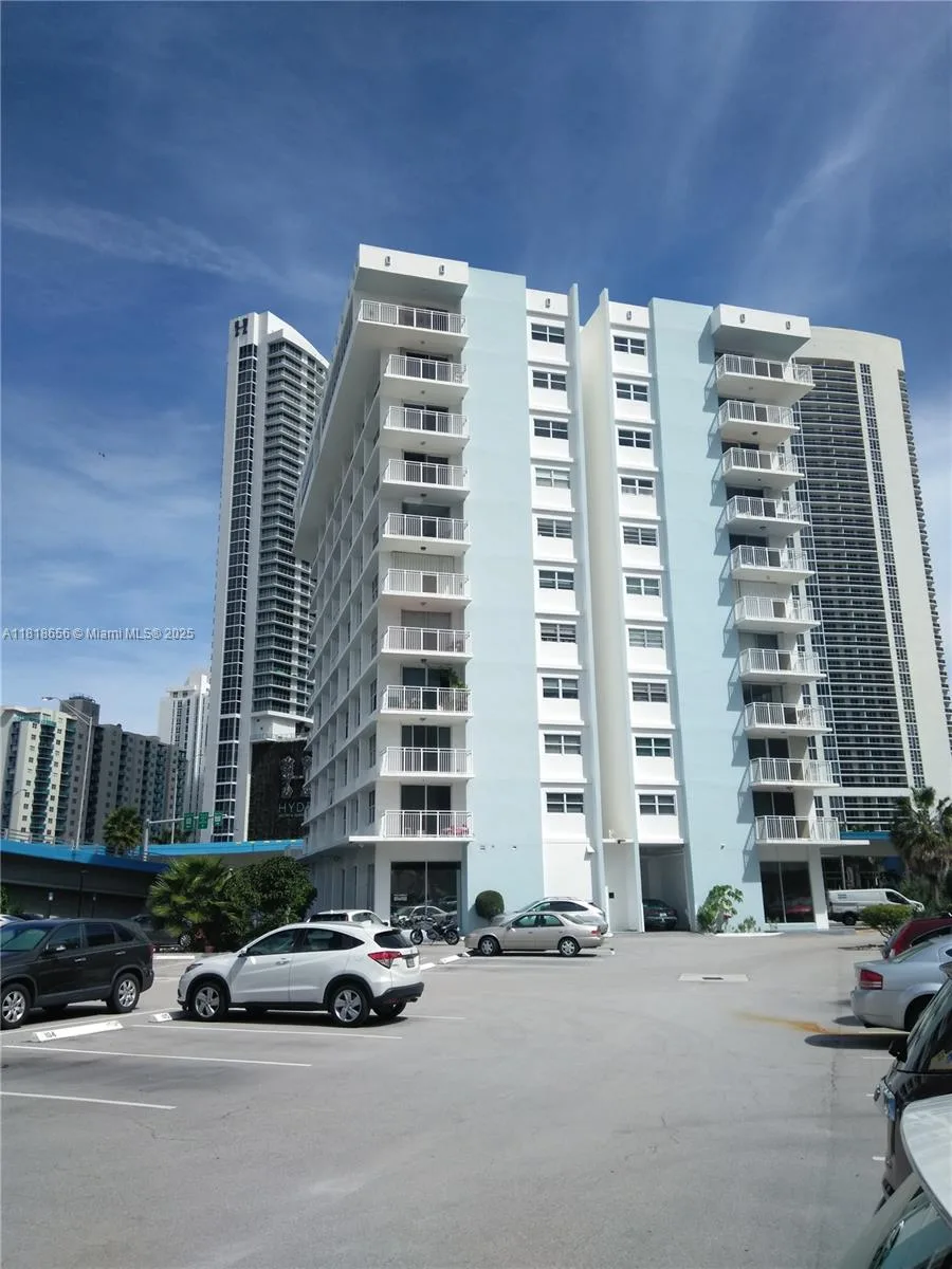 1801 S Ocean Dr # 739, Hallandale Beach, FL 33009