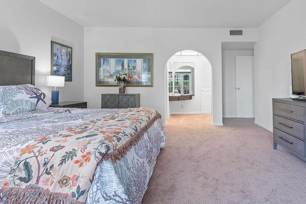 3475 S Ocean Boulevard # 2160, Palm Beach, FL 33480 photo 13