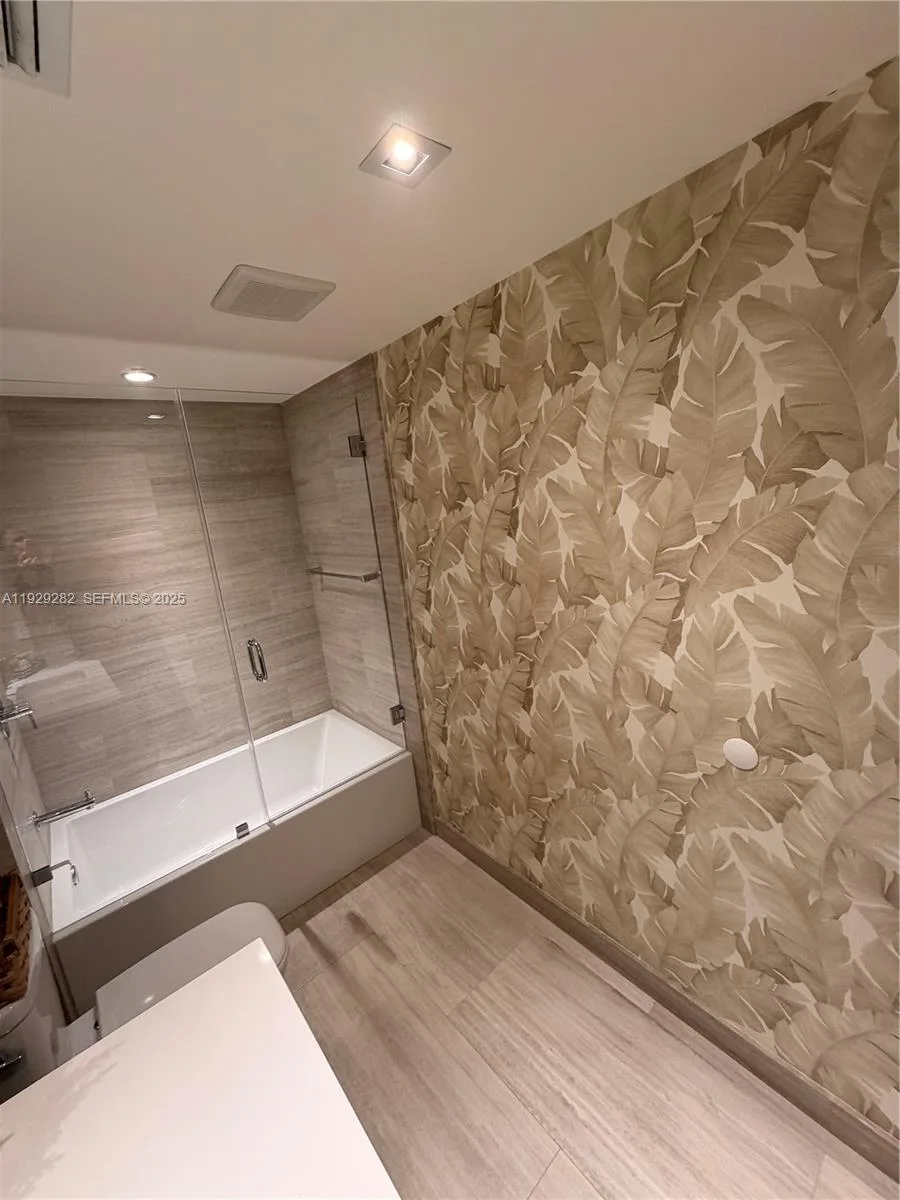 1451 Brickell Ave # 1105, Miami, FL 33131 photo 3