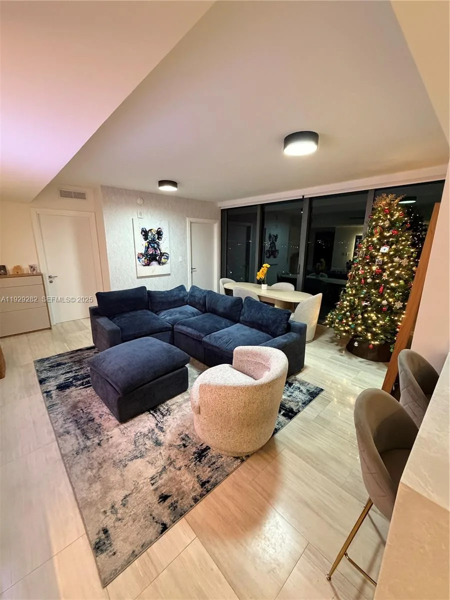 1451 Brickell Ave # 1105, Miami, FL 33131 photo 4