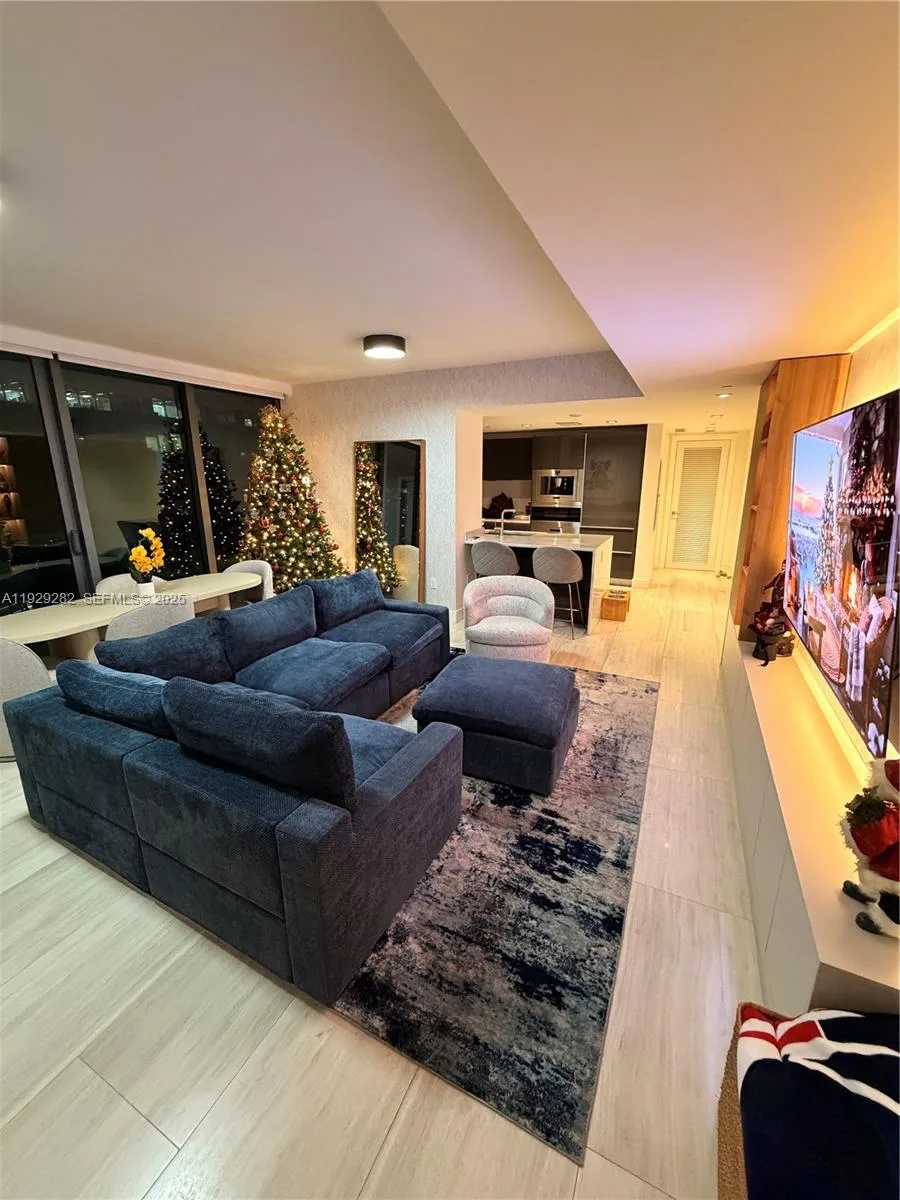 1451 Brickell Ave # 1105, Miami, FL 33131 photo 5