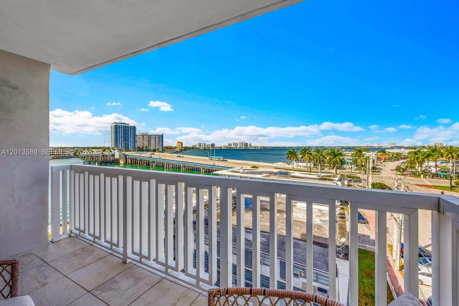 2016 Bay Dr # 604, Miami Beach, FL 33141