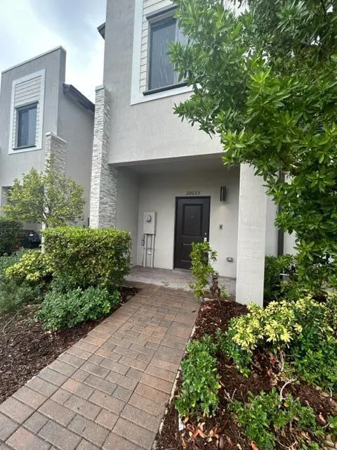 20623 NE 7th Place, North Miami Beach, FL 33179 photo 2