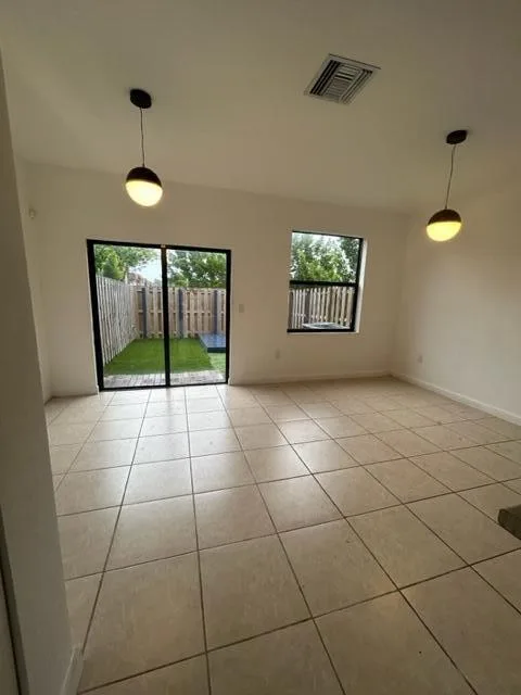 20623 NE 7th Place, North Miami Beach, FL 33179 photo 3