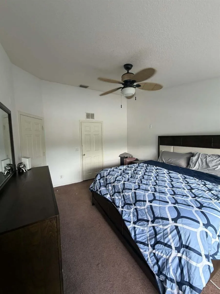 1102 Woodfield Road, FL 33415 photo 13