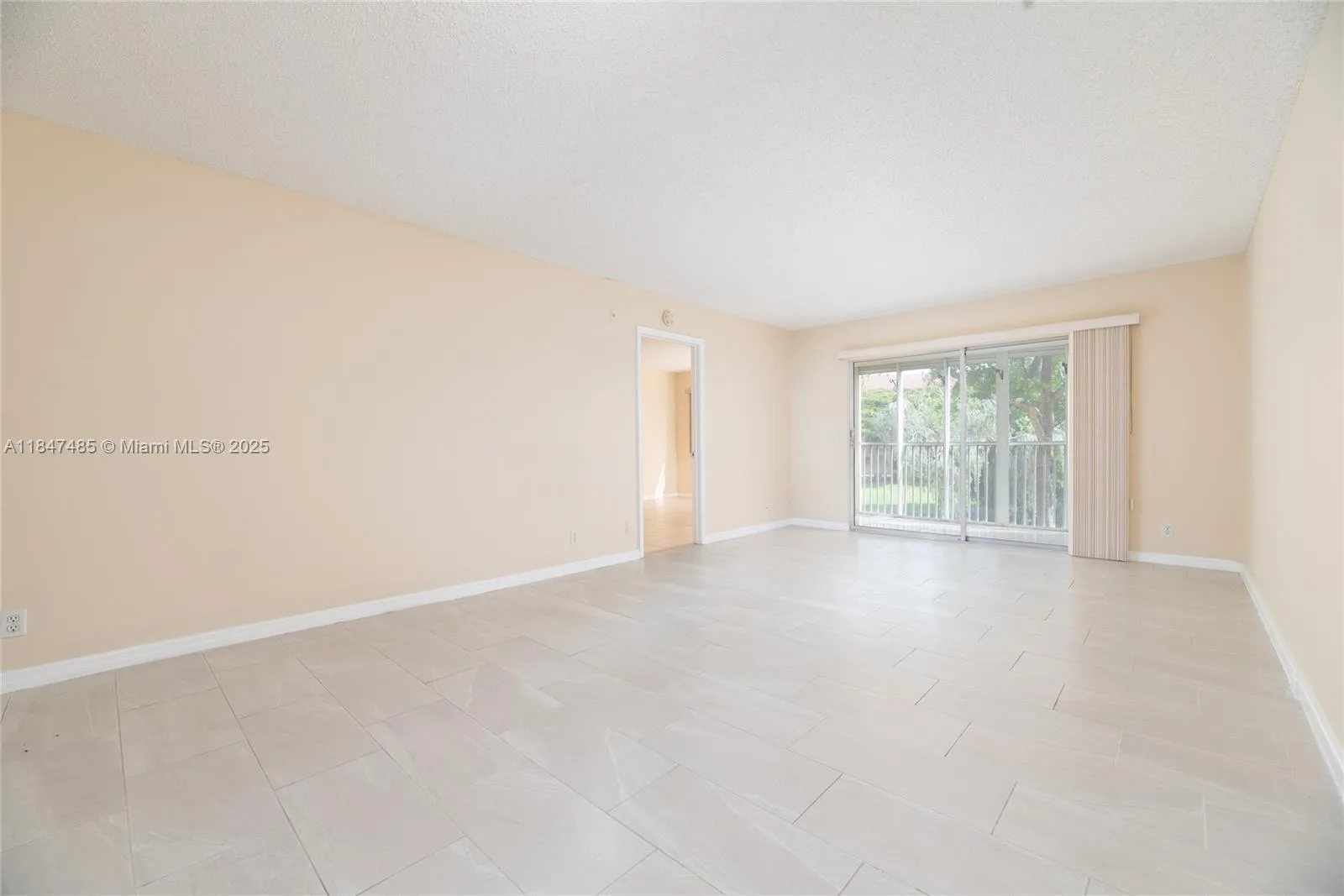 13000 SW 15th Ct # 206U, Pembroke Pines, FL 33027 photo 5