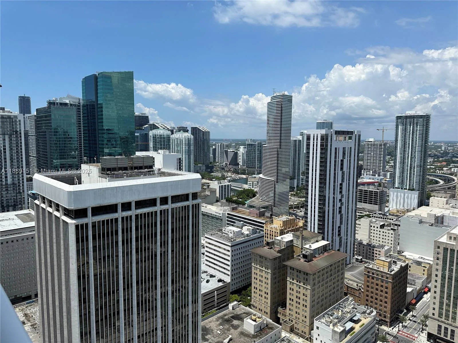 50 Biscayne Blvd # 4305, Miami, FL 33132 photo 4