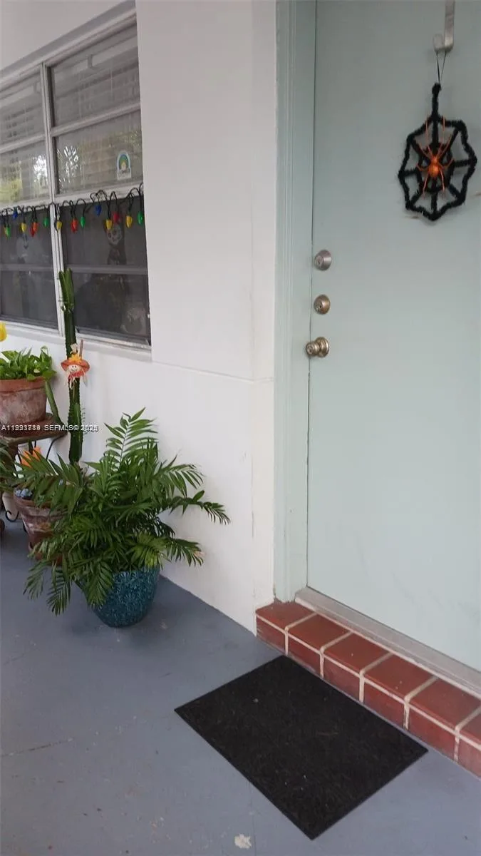 645 NE 77th St # 8, Miami, FL 33138 photo 2