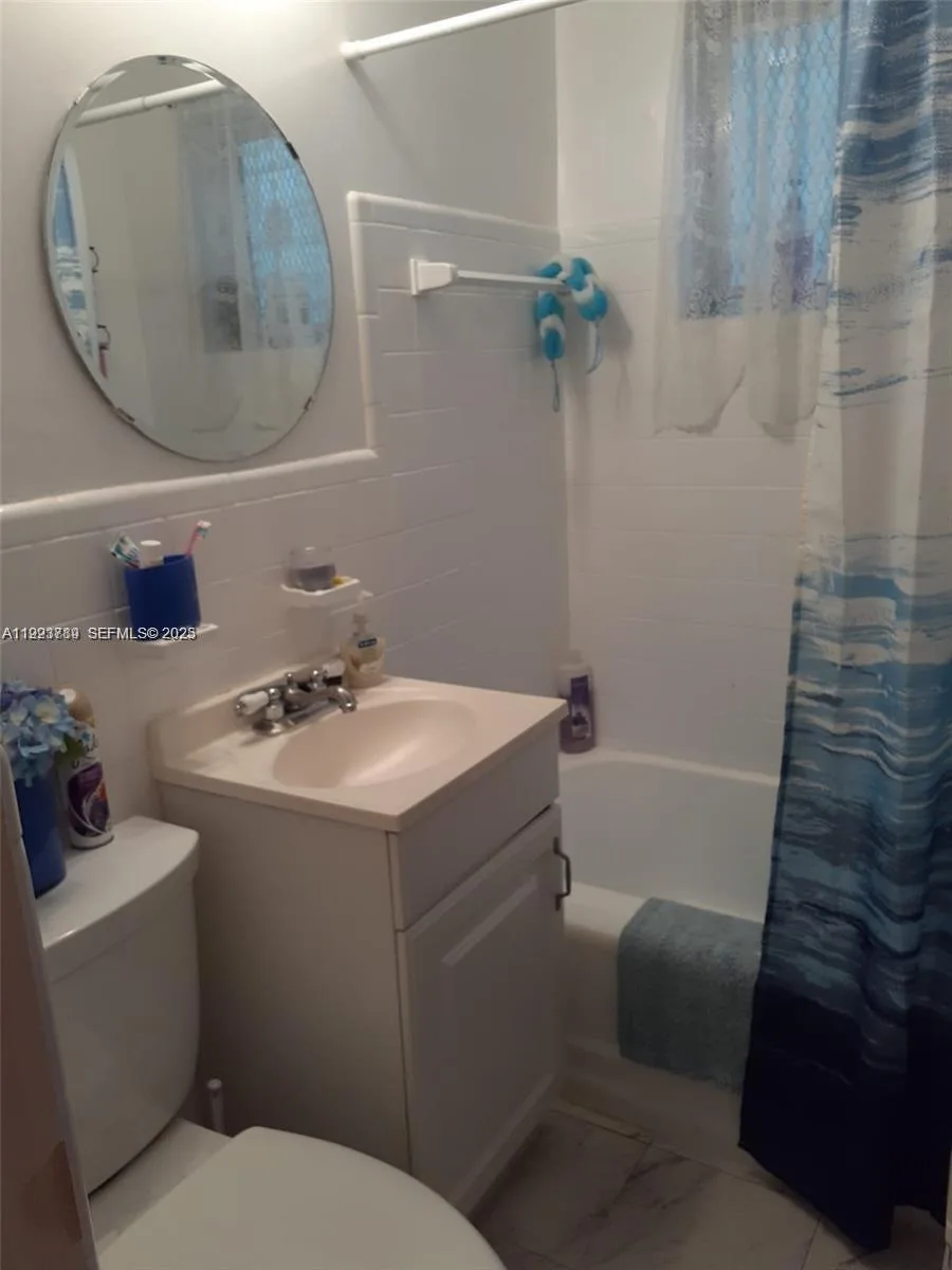 645 NE 77th St # 8, Miami, FL 33138 photo 5