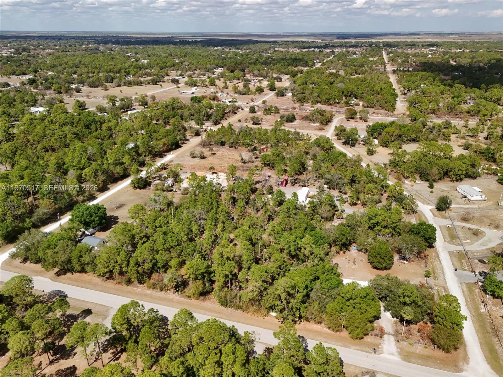 439 AVENIDA DEL SUR, Clewiston, FL 33440 photo 13