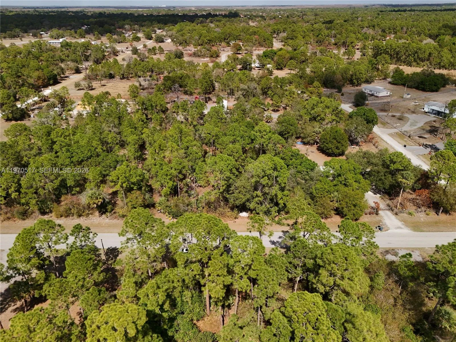 439 AVENIDA DEL SUR, Clewiston, FL 33440 photo 9