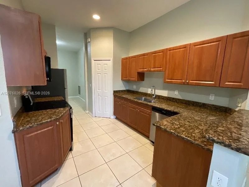 18884 SW 319th St, Homestead, FL 33030 photo 8