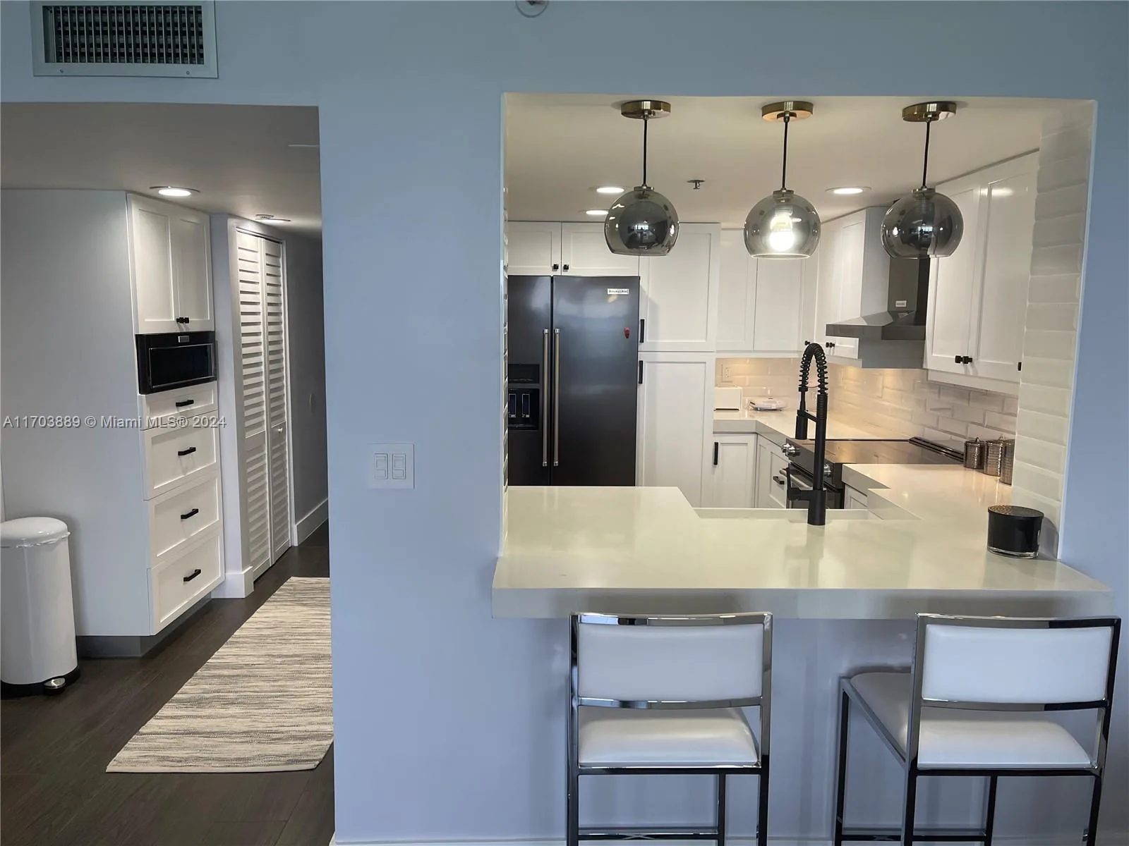 2555 Collins Ave # 1409, Miami Beach, FL 33140 photo 3
