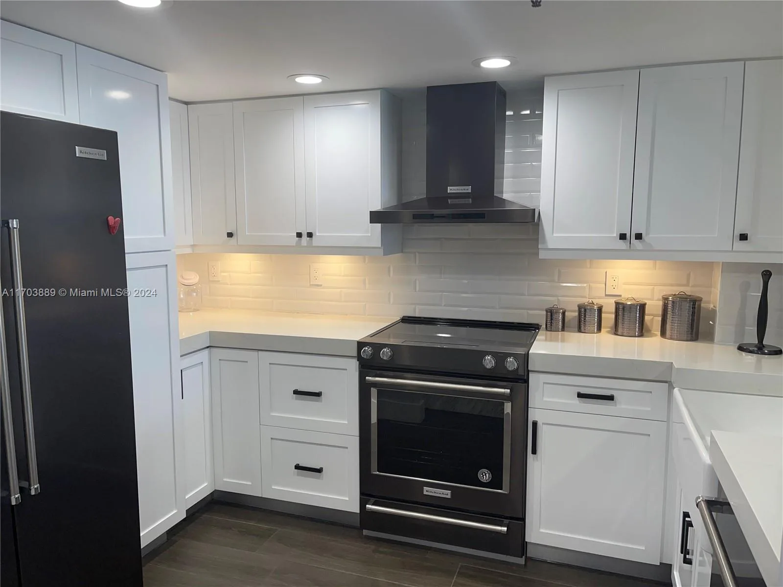 2555 Collins Ave # 1409, Miami Beach, FL 33140 photo 7