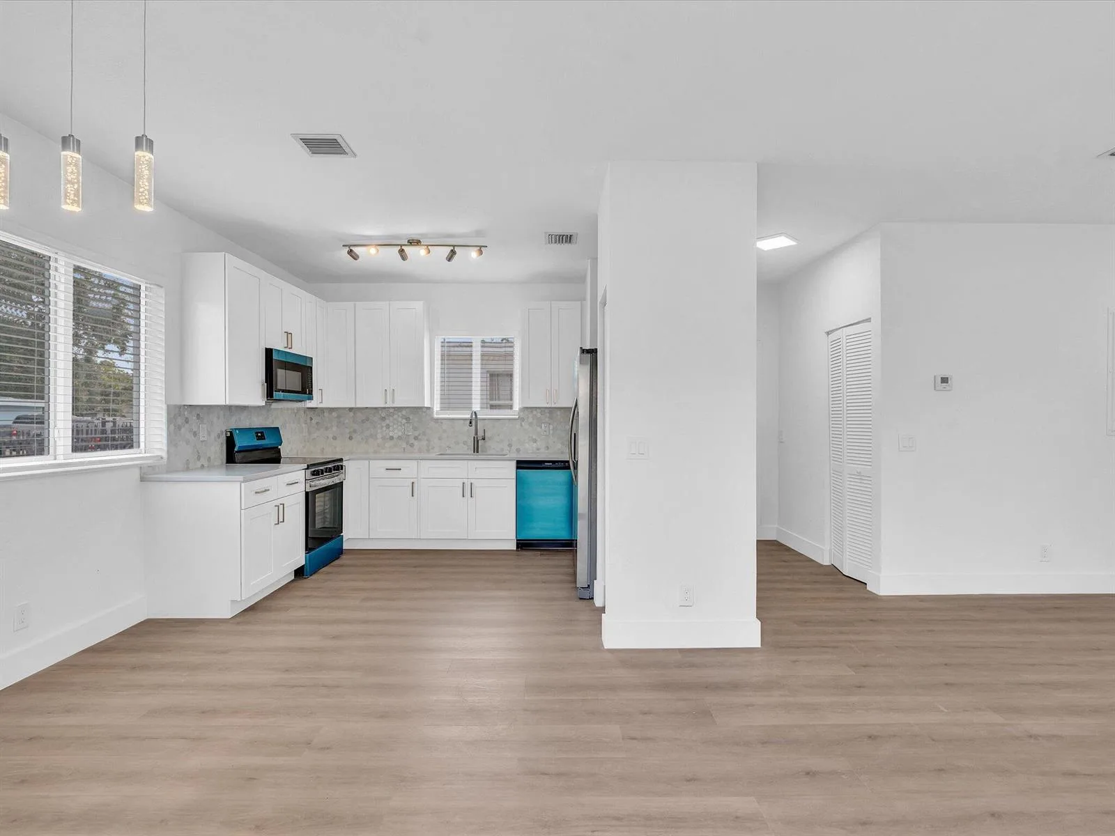 2410 NW 43rd Street, Miami, FL 33142