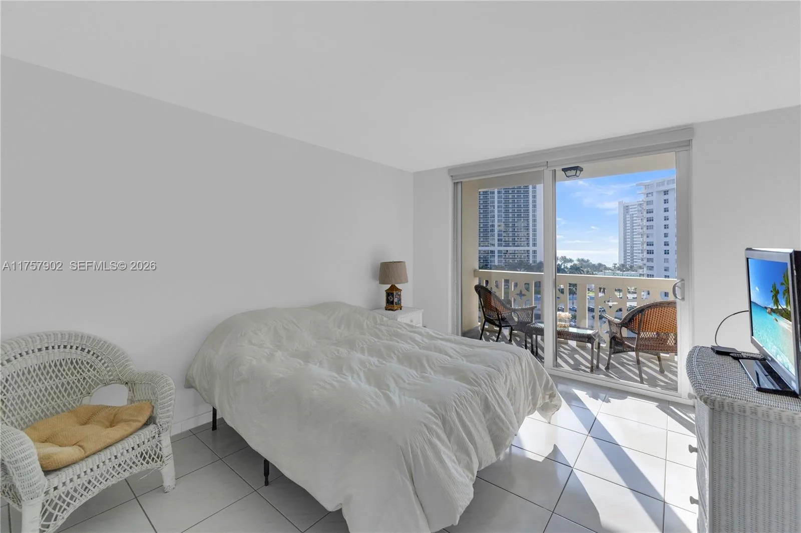 1817 S Ocean Dr # 827, Hallandale Beach, FL 33009 photo 13