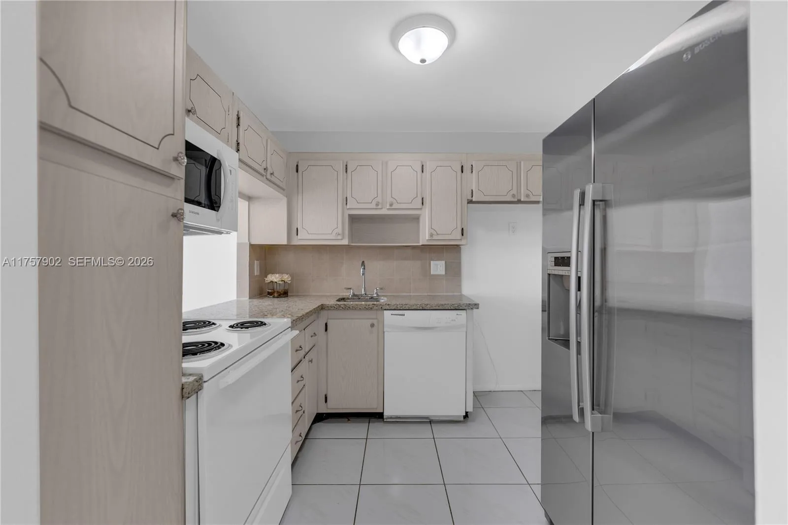 1817 S Ocean Dr # 827, Hallandale Beach, FL 33009 photo 5