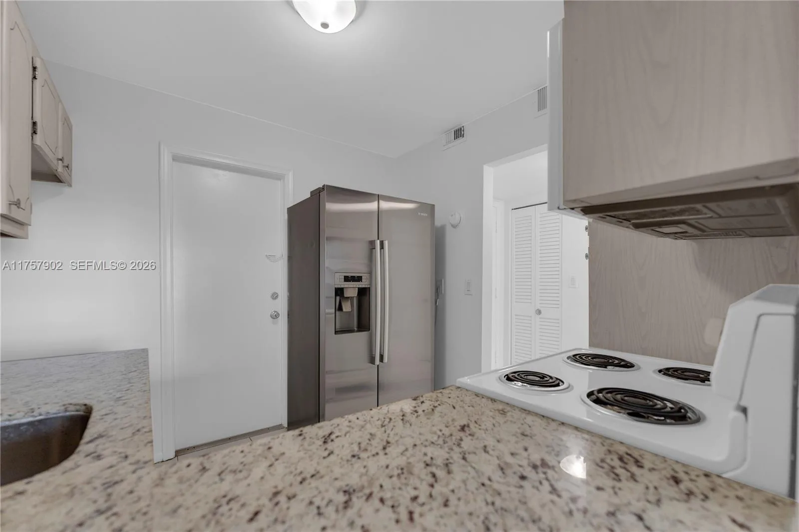 1817 S Ocean Dr # 827, Hallandale Beach, FL 33009 photo 6