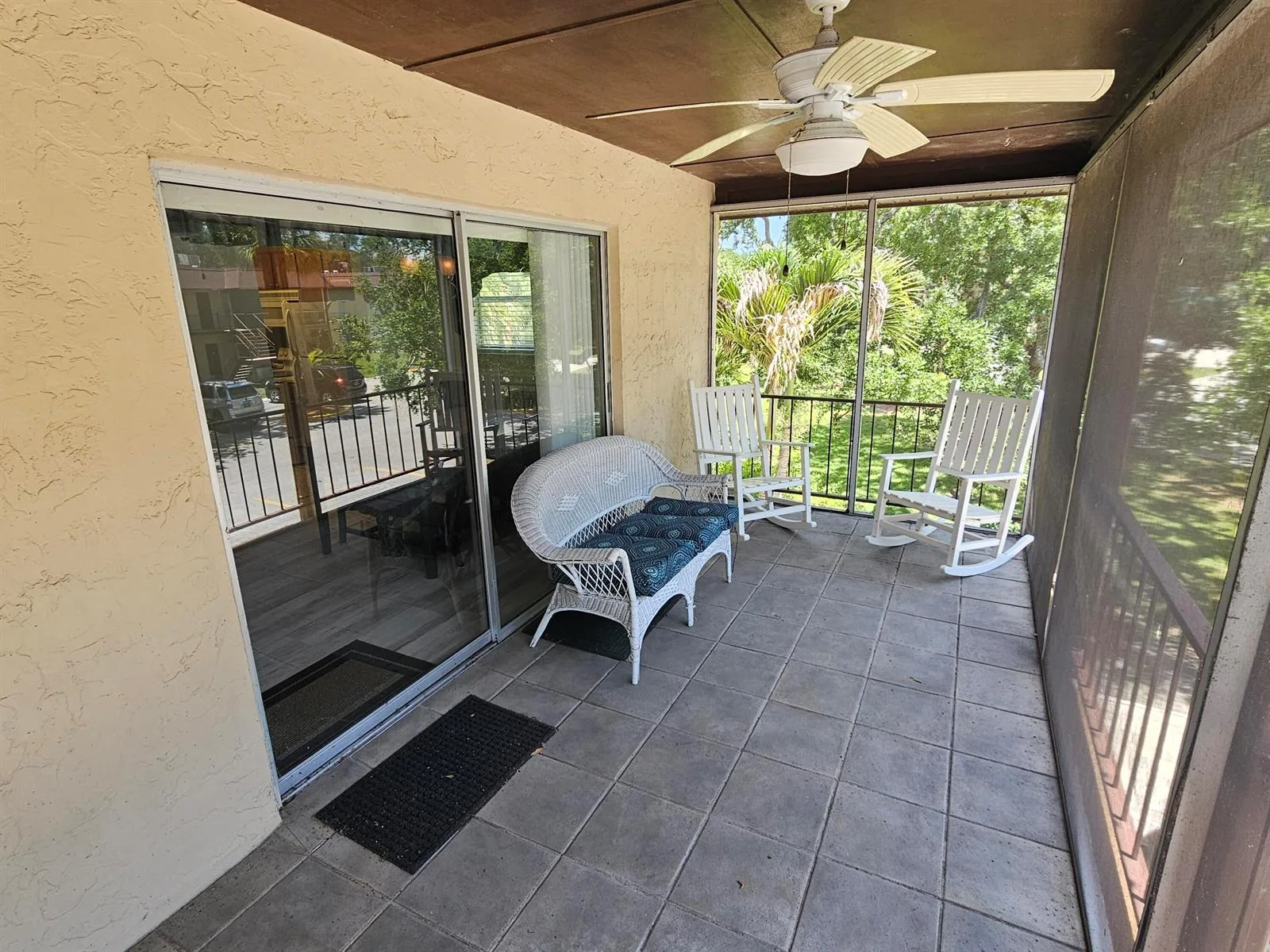 3124 SE Us Highway 441 # J8, Okeechobee, FL 34974 photo 8