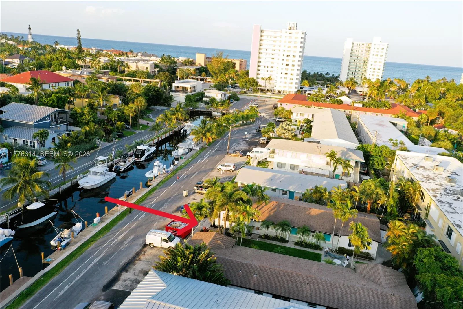 3210 Canal Dr # 8, Pompano Beach, FL 33062