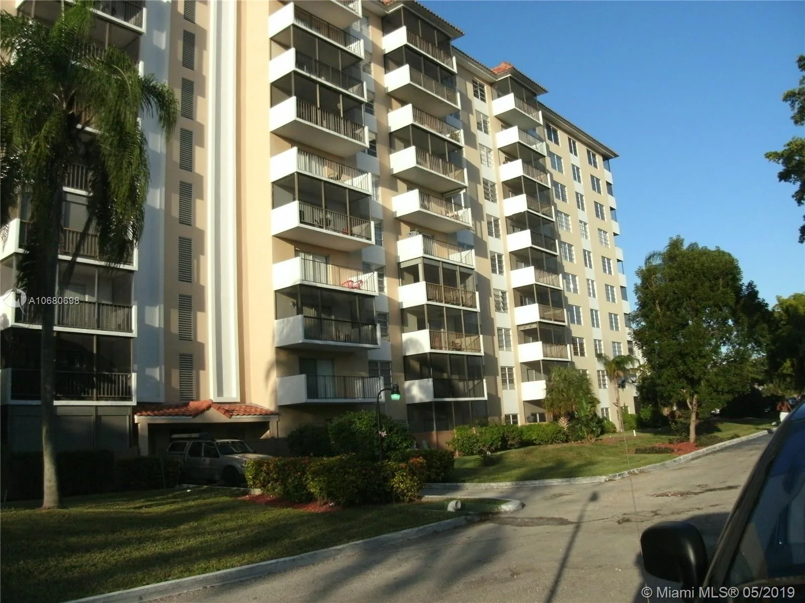 4174 Inverrary Dr # 911, Lauderhill, FL 33319 photo 8