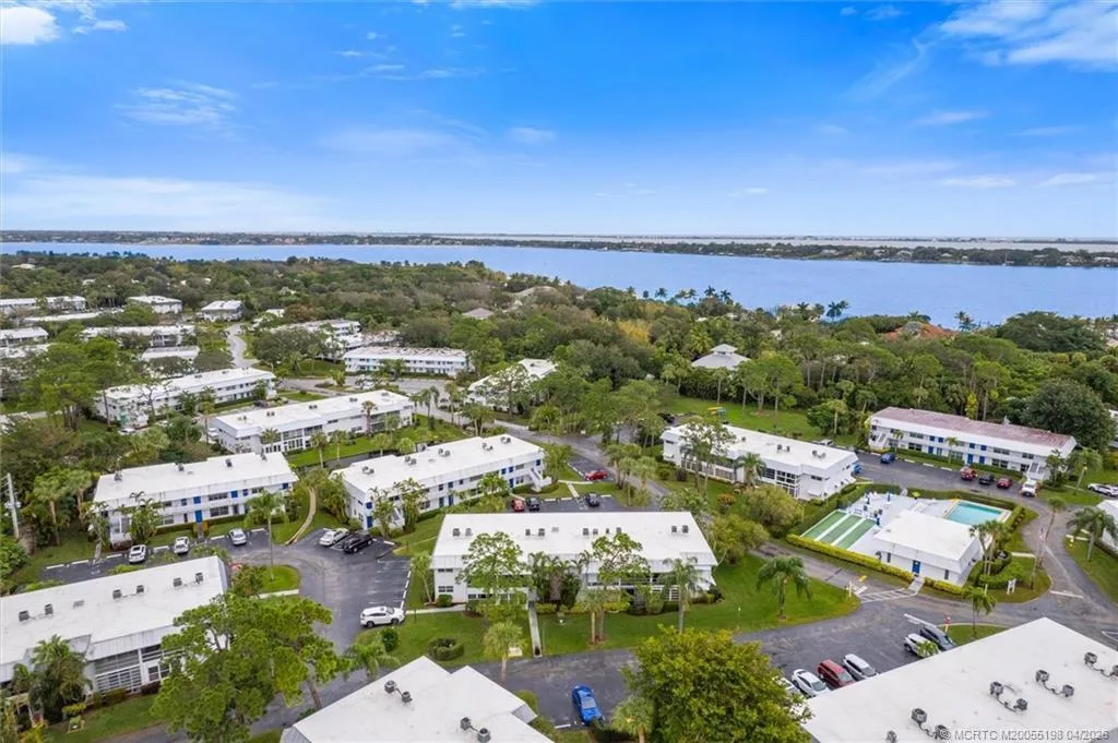 2929 SE Ocean Boulevard # 111-2, Stuart, FL 34996 photo 4