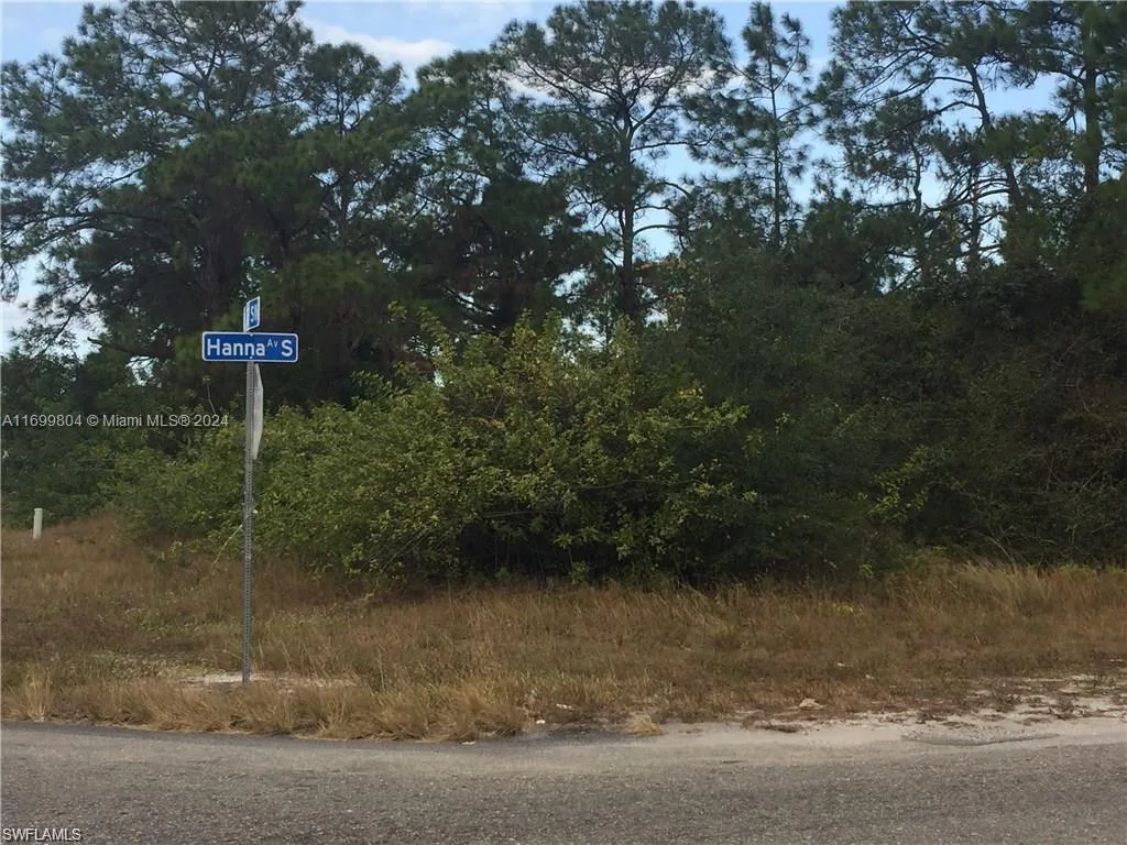 2800 8th ST SW, Lehigh Acres, FL 3397
