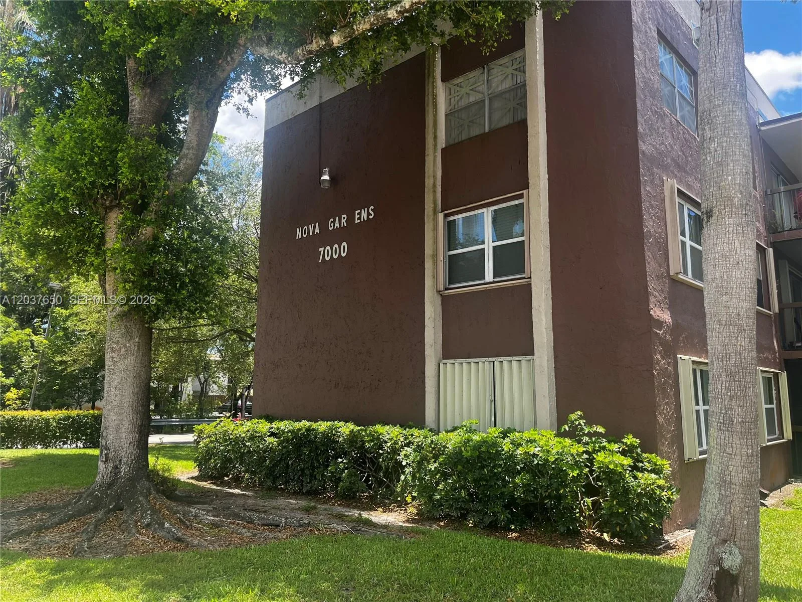 7000 Nova Dr # 103E, Davie, FL 33317