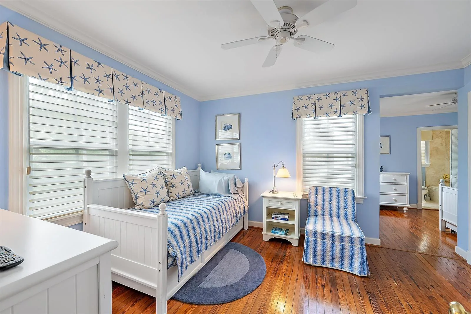 325 Seaspray Avenue, Palm Beach, FL 33480 photo 12