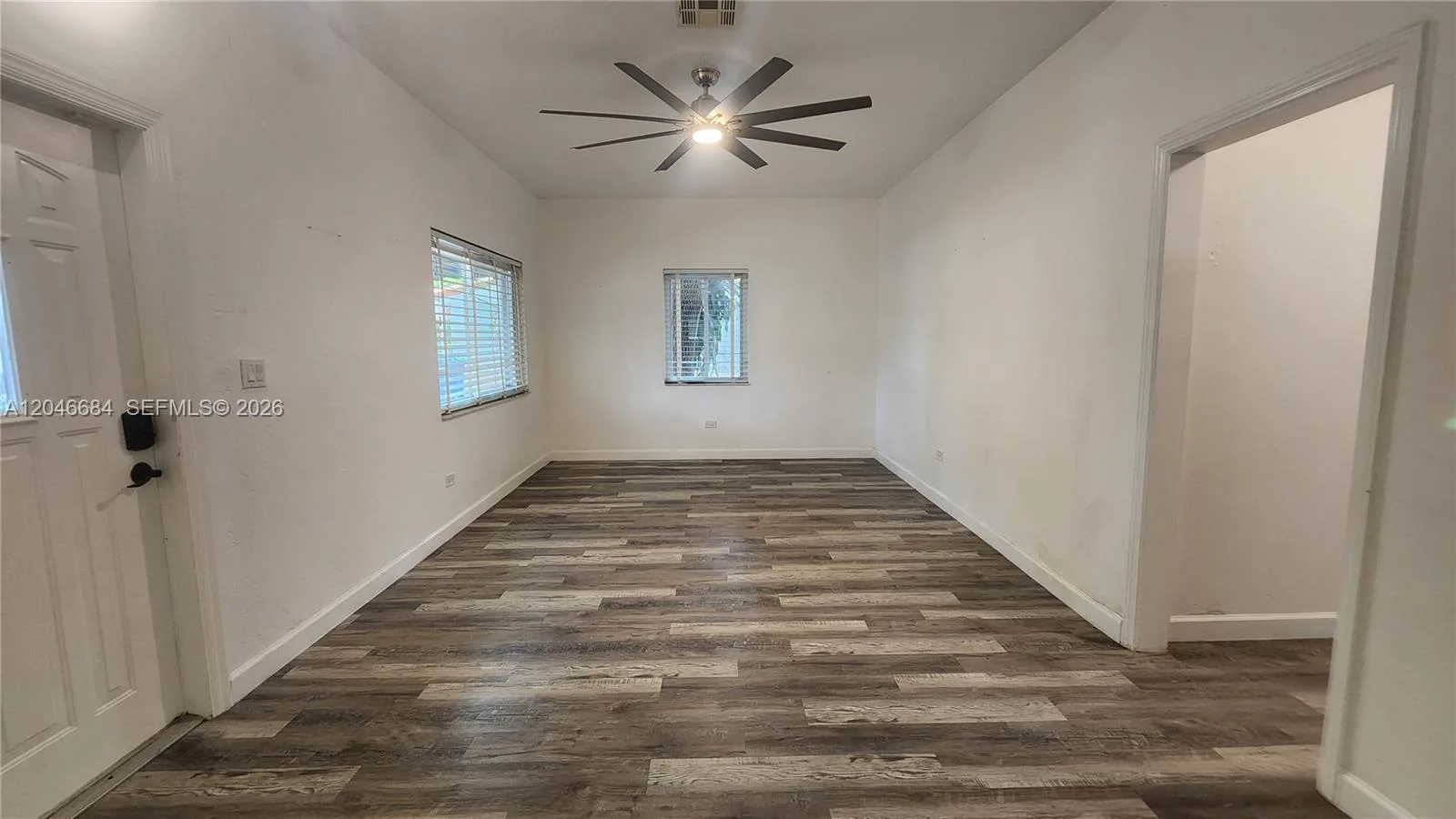 2174 NE 182nd St, North Miami Beach, FL 33162 photo 3
