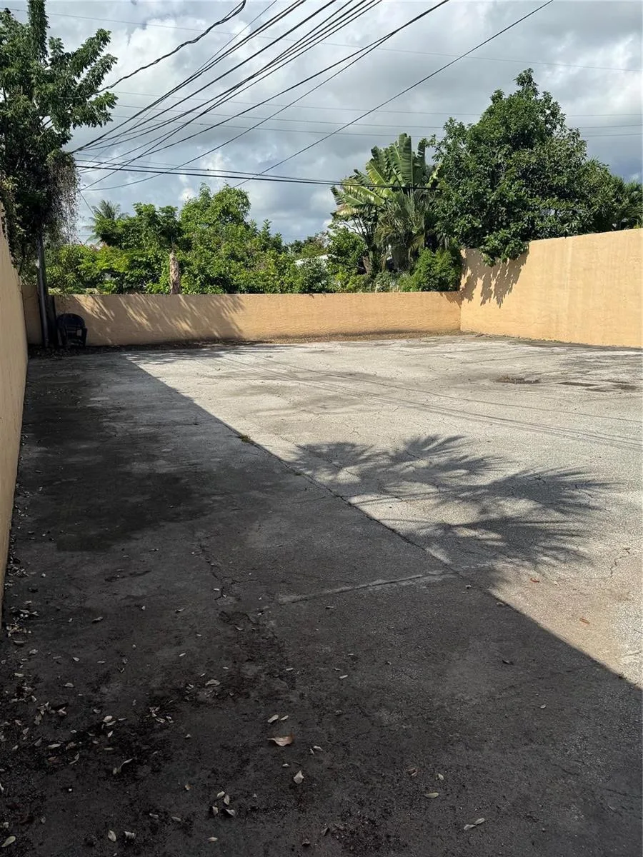 1527 NE 4th Avenue, Fort Lauderdale, FL 33304 photo 6