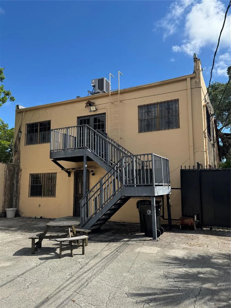 1527 NE 4th Avenue, Fort Lauderdale, FL 33304 photo 7