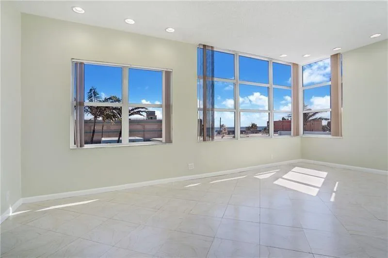 326 Harrison Street # 302a, Hollywood, FL 33019 — zdjęcie 3
