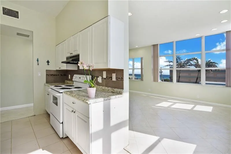 326 Harrison Street # 302a, Hollywood, FL 33019 — zdjęcie 4