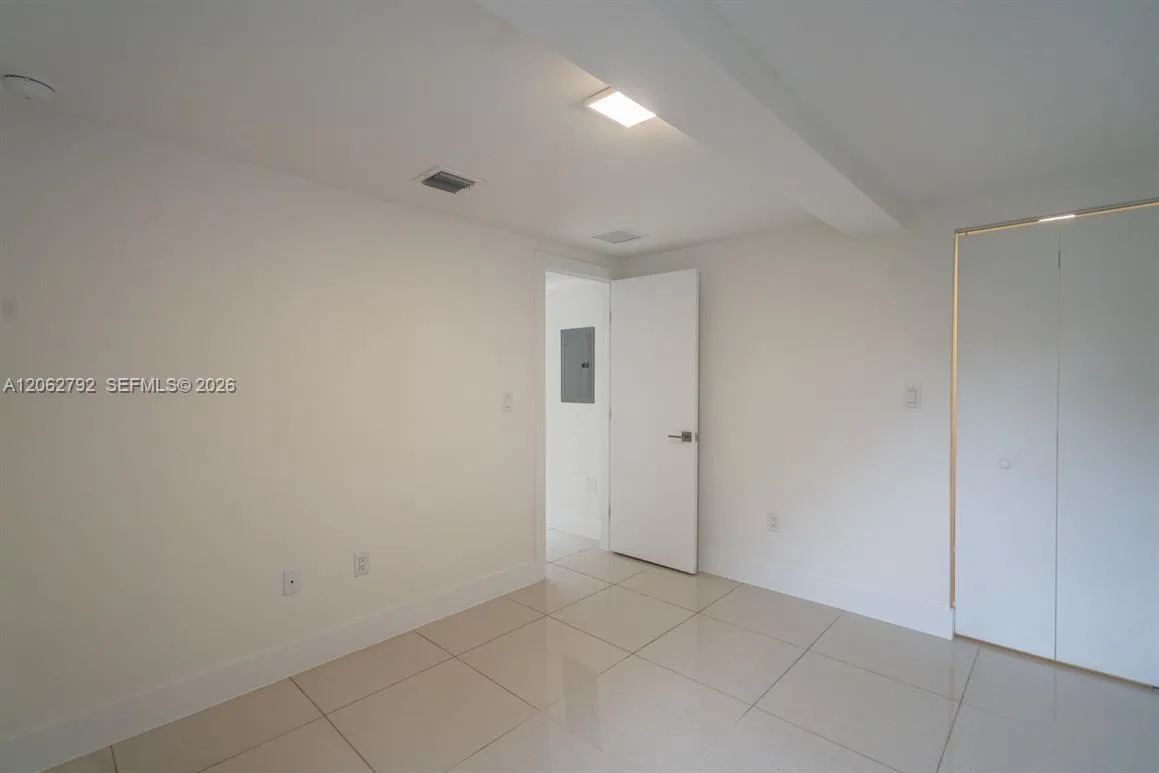1971 Bay Dr # 110, Miami Beach, FL 33141 photo 10